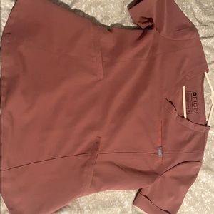 Figs Women Zamora Jogger Pants & Mauve Tapered Top